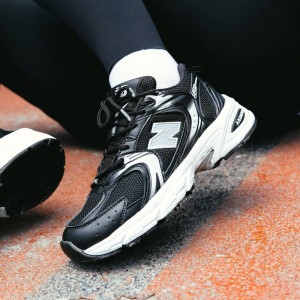 نیوبالانس ۵۳۰ - new balance 530
