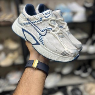 نایک v5