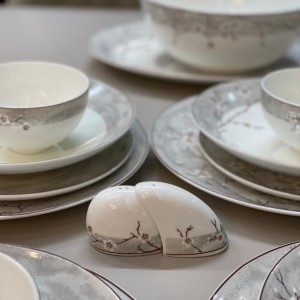 سرویس 29 پارچه سوپر بن چاینا گل وارداتی