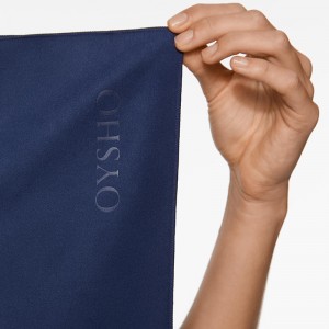 حوله میکرو فایبر اویشو مدل Oysho Medium quick-drying microfibre towel|اورجینال