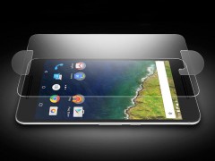 محافظ صفحه نمایش گلس اسپیگن Spigen GLAS.tR Screen Protector For Nexus 6P