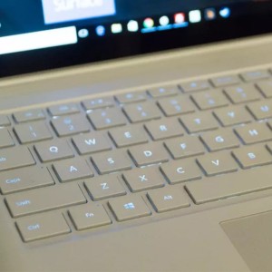 قیمت و خرید سرفیس بوک کارکرده Microsoft Surface Book i5
