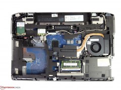 لپ تاپ استوک Dell Latitude E6530 i5 گرافیک 1GB