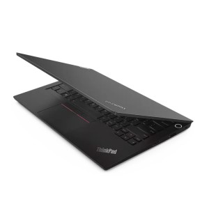 بررسی  مشخصات لپ تاپ استوک Lenovo ThinkPad E14 پردازنده i5