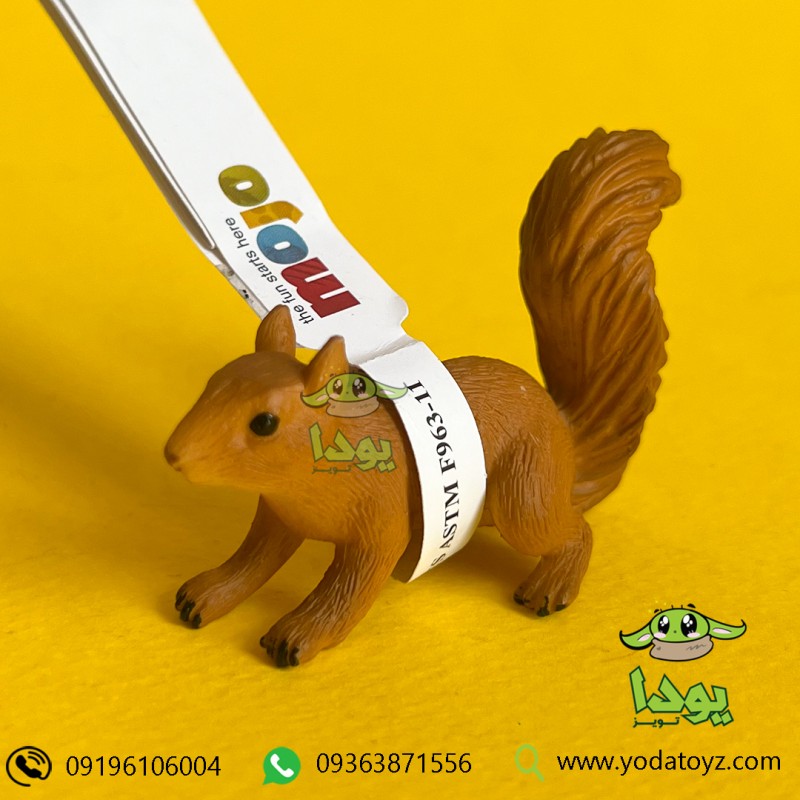 فیگور سنجاب قرمز در حال دویدن برند موجو - Squirrel running figure