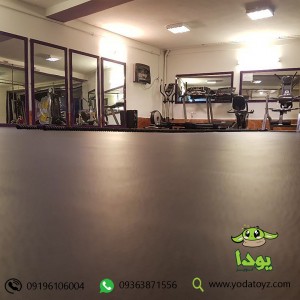 کفپوش رولی در باشگاه