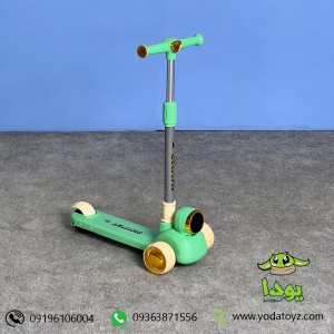 اسکوتر تاشو کودک چراغدار رنگ سبز کد 2006
