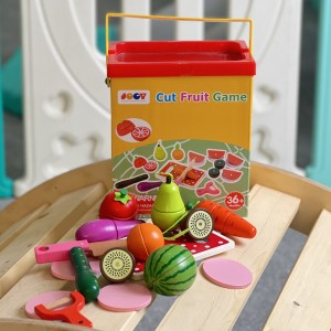 اسباب بازی برش میوه چوبی مگنتی با سطل کد 806