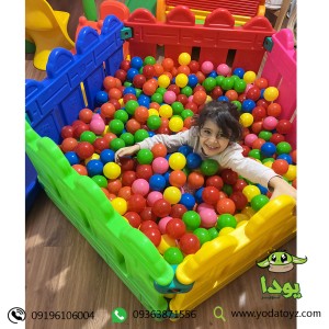 استخر توپ بازی بچه گانه