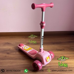 اسکوتر کودک نشیمن دار طرحدار برند Apollo رنگ صورتی