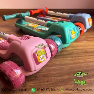 قیمت اسکوتر صندلی دار چرخ ژله ای طرحدار چراغدار دخترانه برند Apollo رنگ صورتی
