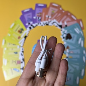 کیت آموزش زبان انگلیسی و فارسی رنگ صورتی