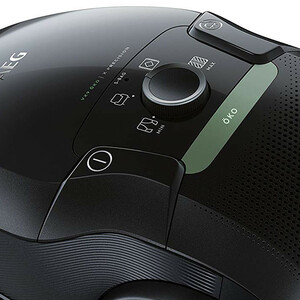 جاروبرقی آ ا گ مدل VX9-4-OKO