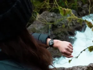 آشنایی با ۵ ساعت ضد ضربه
