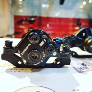کالیپر ترمز دیسکی مکانیکی جلو و عقب شیمانو SHIMANO