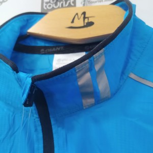 بادگیر دوچرخه سواری جاینت مدل Giant Super Light آبی