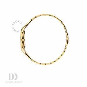 ساعت مچی عقربه ای زنانه دنیش دیزاین IV99Q1251 Akilia Black Gold Link Medium از نما کناری