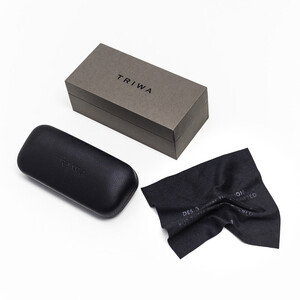 ۱۰۴۰_۲۳۲۸۸۲۴e61-triwa_sunglasses_packaging-800×800