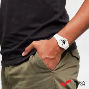 ساعت مچی زنانه سواچ   SWATCH  مدل SO31W101