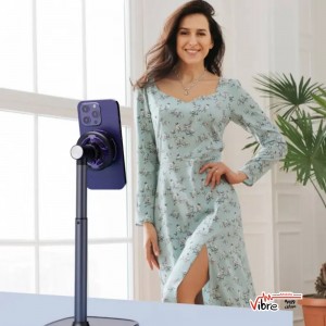 شارژر مگ‌سیف پاورولوژی مدل MSCool با طراحی استند و خنک‌کننده نیمه‌هادی