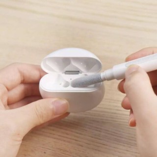 قلم تمیز کننده ایرپاد مدل multifunctional cleaning pen.jpeg