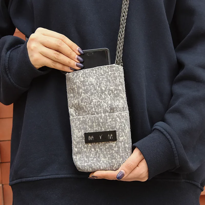 کیف دوشی زنانه موبایل دست دوز برند مایامو مدل MXS14