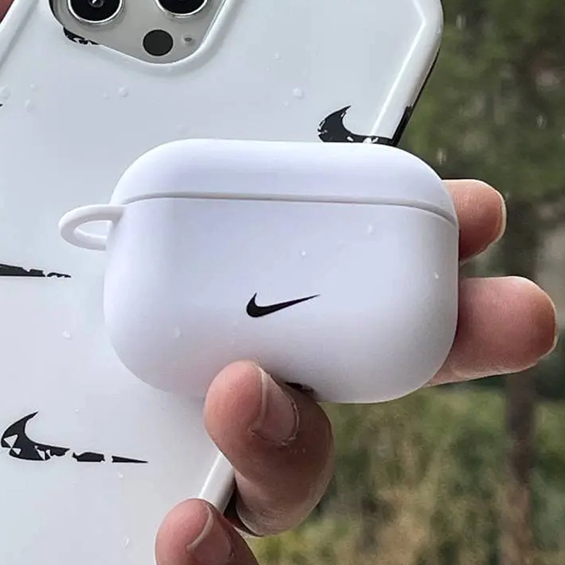 کاور ایرپاد مدل نایکی سفید مناسب ایرپاد 2/1 و ایرپاد پرو اپل