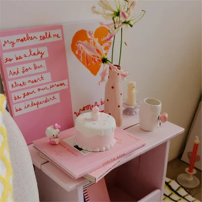 چراغ خواب فانتزی سیلیکونی رومیزی شارژی طرح کیک تولد Birthday Cake