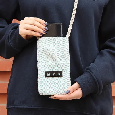 کیف دوشی زنانه موبایل دست دوز برند مایامو مدل MXS17