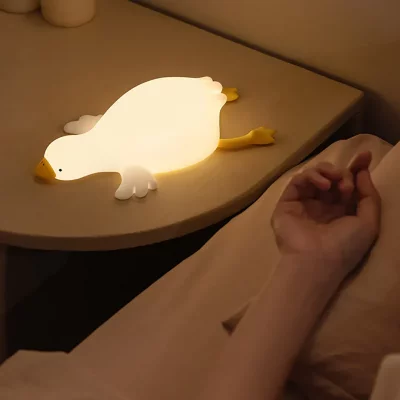 چراغ خواب فانتزی سیلیکونی طرح غاز خوابیده خسته Sleeping Goose