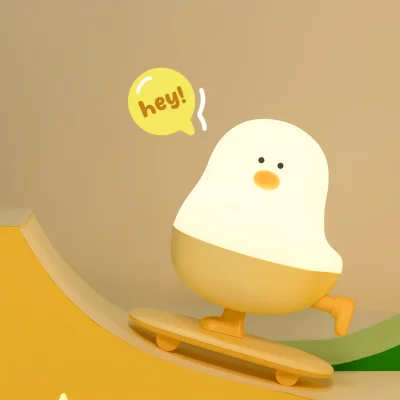 چراغ خواب فانتزی عروسکی طرح مرغ اسکیت سوار Skateboarding Chicken
