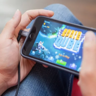 کابل شارژ آیفون لایتنینگ 90 درجه گیمینگ موشی Moshi 90 Degree طول 1.5 متر