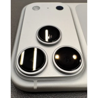 محافظ لنز دوربین آیفون 17 پرو و 17 پرو مکس یاقوت کبود بلوئو BLUEO Sapphire Crystal iPhone 17 Pro/17 Pro Max