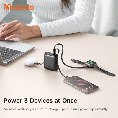 پاوربانک مک دودو با کابل تایپ سی و لایتنینگ 22.5 وات مدل FreeKit MC-255 ظرفیت 10000 میلی آمپر