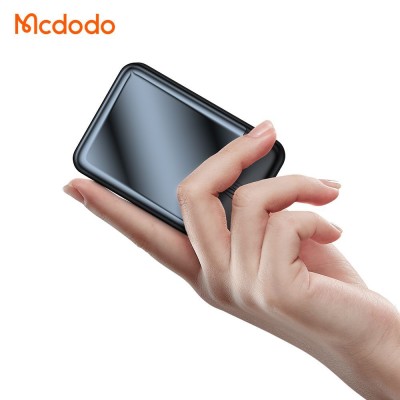 پاوربانک مک دودو مدل Mcdodo Good Touch MagSafe MC-502 ظرفیت 20000 میلی آمپر وایرلس مگ سیف 20 وات