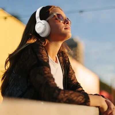 هدفون بلوتوثی جی بی ال مدل JBL Tune 780NC نویز کنسلینگ