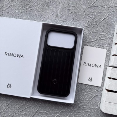 قاب آیفون 17 پرو مکس طرح ریمووا با پک و کیفیت اورجینال مدل RIMOWA iPhone 17 Pro Max