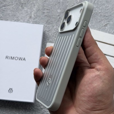 قاب آیفون 17 پرو مکس طرح ریمووا با پک و کیفیت اورجینال مدل RIMOWA iPhone 17 Pro Max