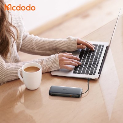 پاوربانک مک دودو 45 وات با کابل تایپ سی مدل FreeGo MC-5920 ظرفیت 10000 میلی آمپر