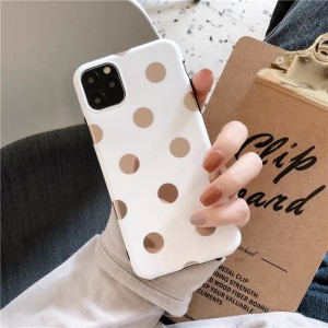 کاور دات خال دار مدل دات طلایی مناسب آیفون 11 اپل (iPhone 11)
