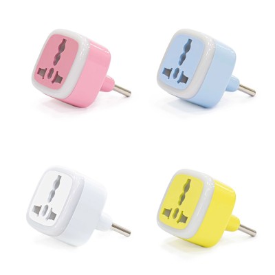 تبدیل برق 3 به 2 یونیورسال چراغ دار هادرون Hadron Universal Power Plug Adapter A10