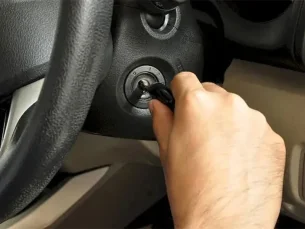 10 دلیل رایج استارت نخوردن ماشین و راه حل های ساده (مطلب)