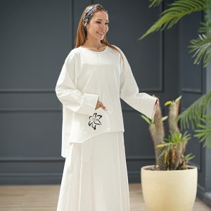 بلوز زنانه طرح سپید سبک